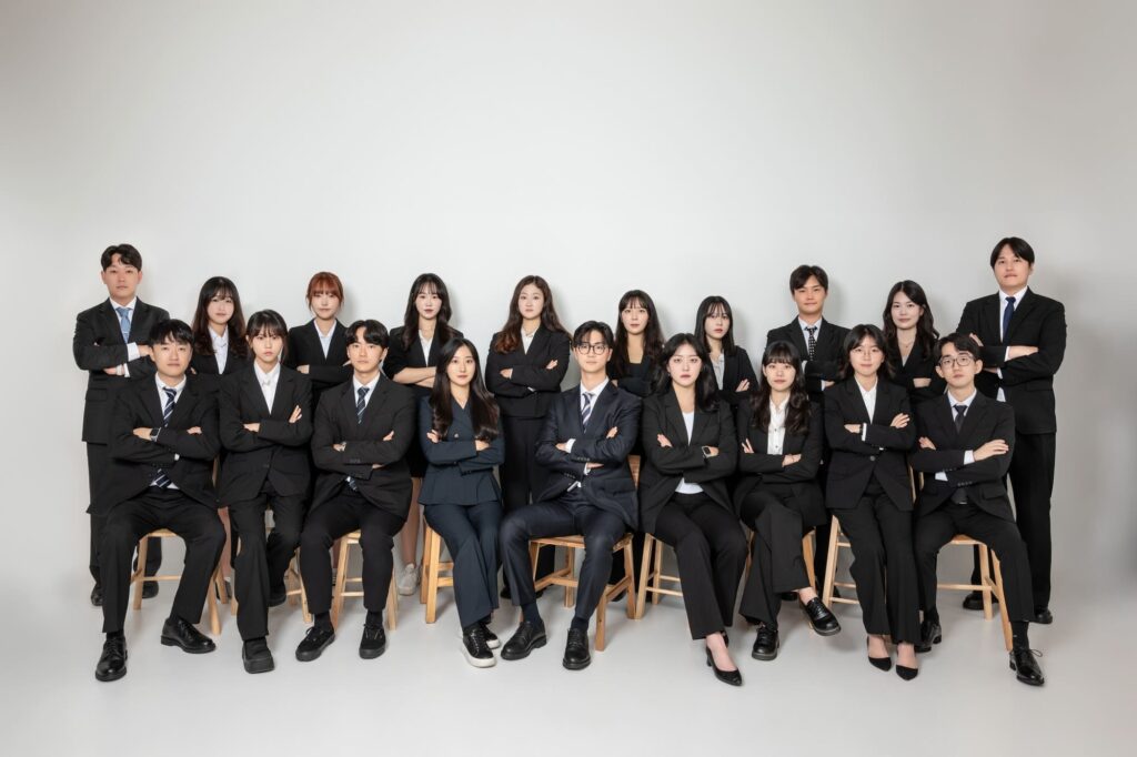 고려대학교 대표 경영전략학회원 단체사진